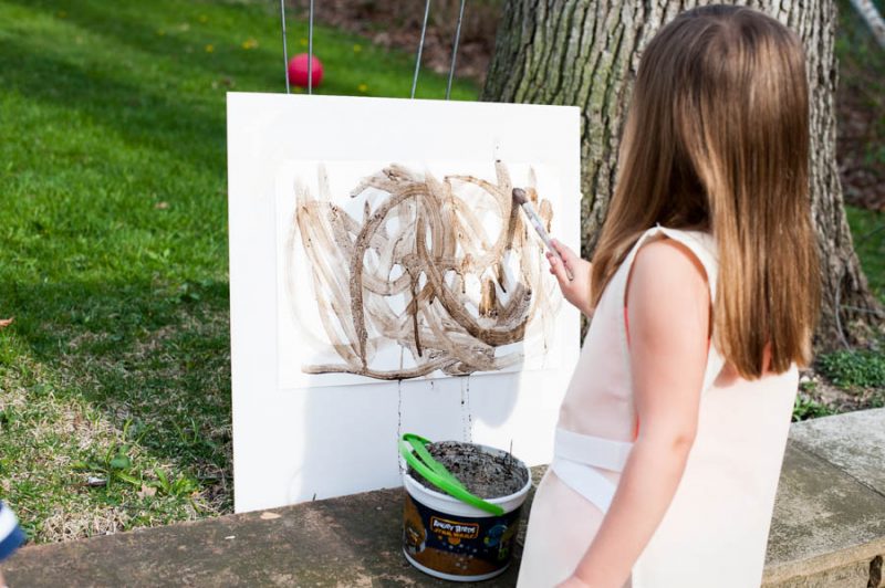 Easy and fun mud painting with kids.