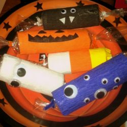 Halloween Kids Craft: Spooky Treat Holders or Candy Bags