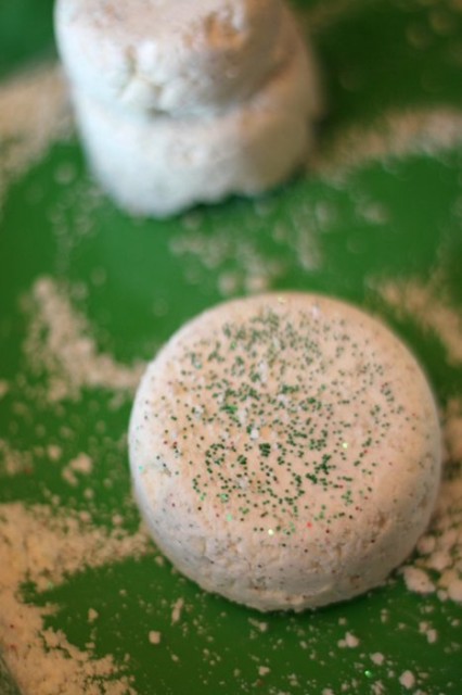 Christmas Sparkle Cloud Dough Sensory Activity