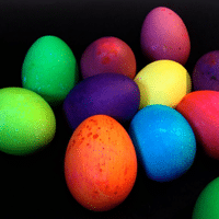 Decorate Easter Eggs