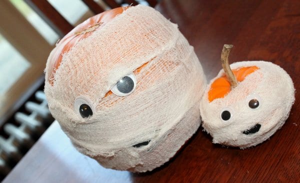 Big & Small Pumpkin Mummies