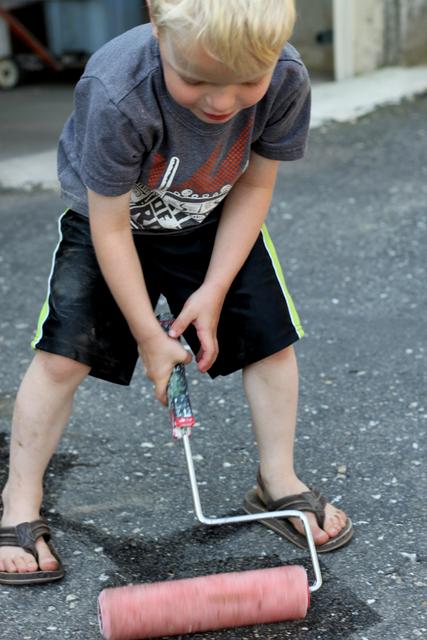 Try a quick water activity on the next hot summer day to cool off with your kids!