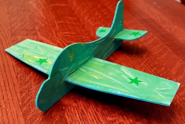 finished airplane toy from Green Kid Crafts
