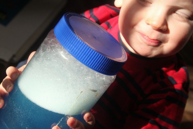 Sensory activity for toddlers - a simple sensory jar to make with soap!