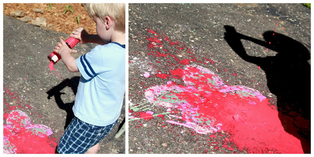 Homemade Fizzy Sidewalk Paint Recipe