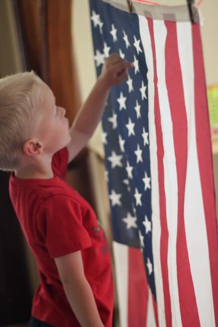 How many ways can you learn and create with the US flag?