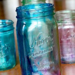 Marbleized tinted Mason jars - Learn how to tint Mason jars - the kids can even do it!
