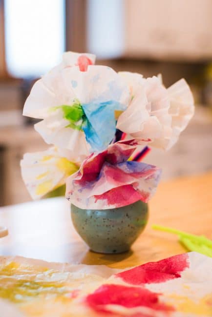 Gift your DIY coffee filter flowers for Mother's Day!
