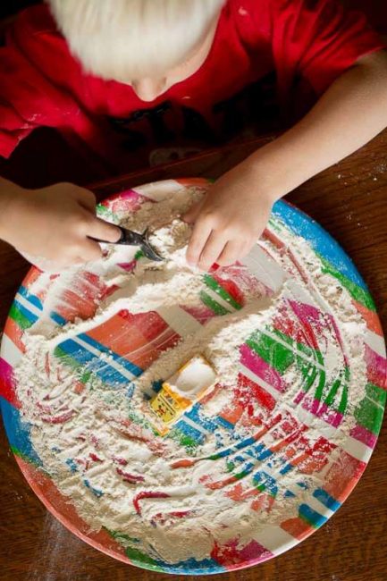 Flour sensory play to keep kids busy