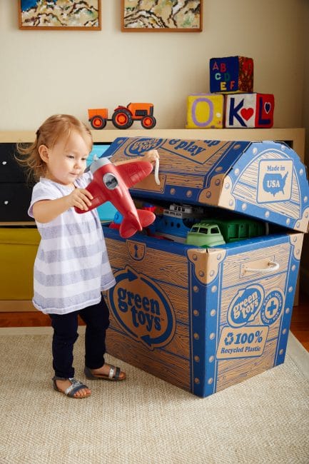 Pledge to play for an hour every day for 30 days? I think I could do this with these simple play ideas! Win one of these trunks full of Green Toys!