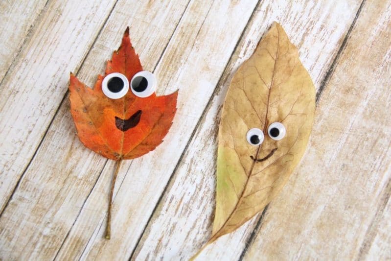 This leaf people fall craft is a fun way to build fine motor skills with a cute craft!
