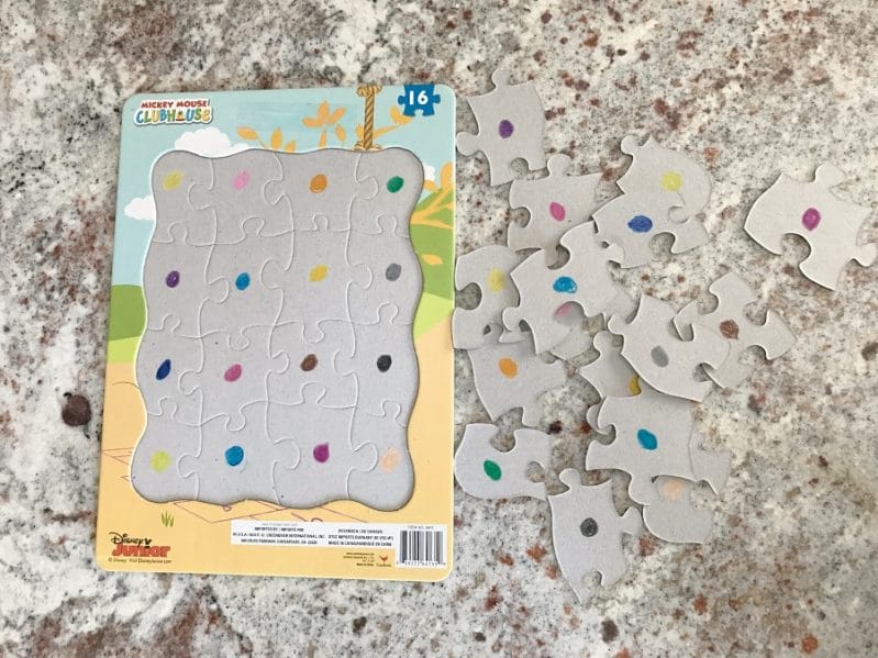 These are some clever puzzle learning tricks to help preschoolers do puzzles on their own. These are some clever puzzle learning tricks to help preschoolers do puzzles on their own.