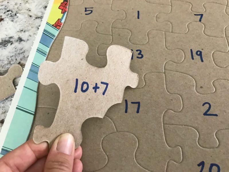 These are some clever puzzle learning tricks to help preschoolers do puzzles on their own. These are some clever puzzle learning tricks to help preschoolers do puzzles on their own.