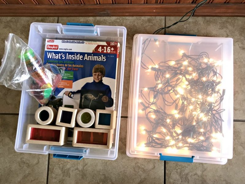 Play with light with these easy DIY busy boxes. You'll create your own light table at home!
