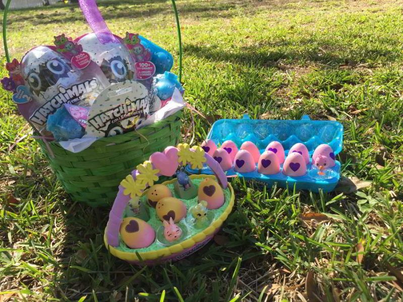 This year, add even more colorful fun to your Easter egg hunt with a Hatchimals CollEGGtibles color hunt!