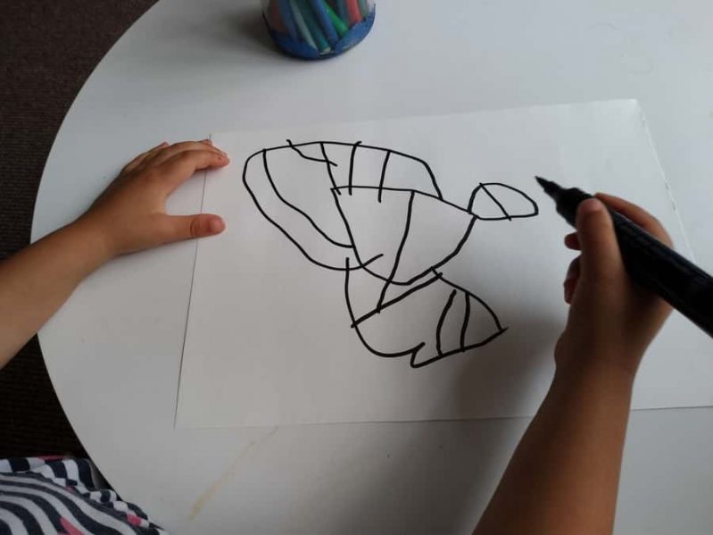 Zentangle drawing is a relaxing and creative art project to do with your child!