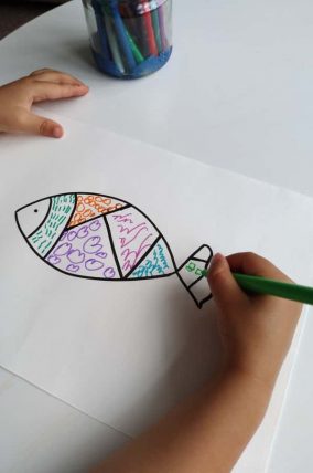 Easy Zentangle Drawing Inspired Art Activity for Kids