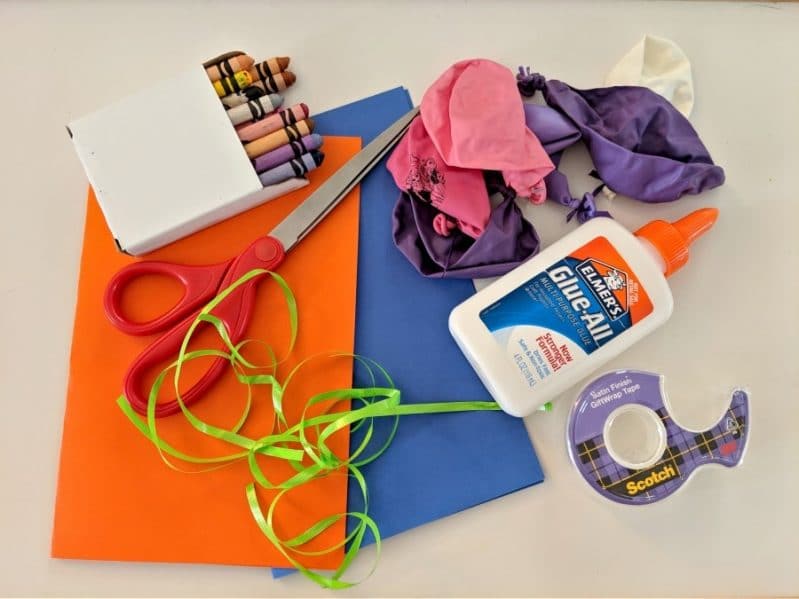 Make your own DIY balloon birthday card with a few simple supplies!