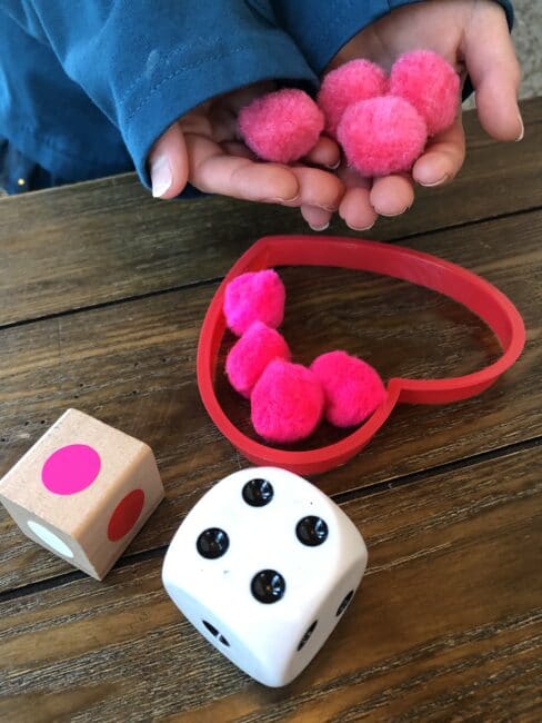 Play this simple and fun Valentine's game for kids to work on counting and colors.