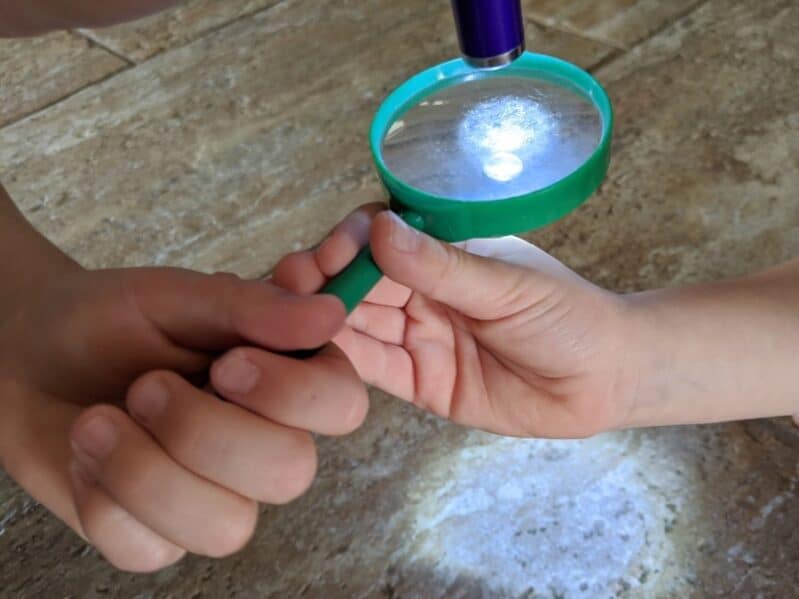See how light acts with a fun science experiment for kids