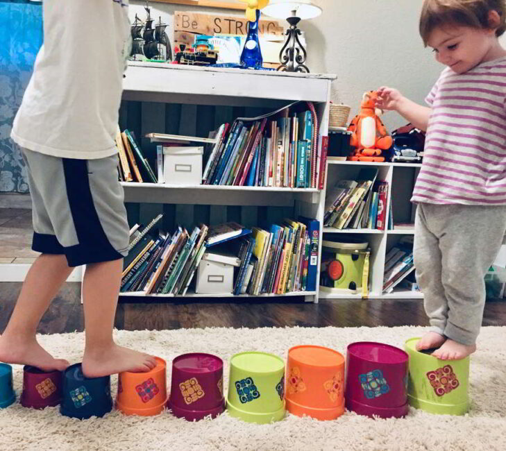 Get your kids moving indoors with these quick energy busters for indoor play!