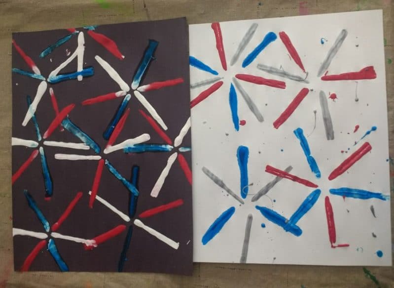 Two different styles of painting fireworks with straws!