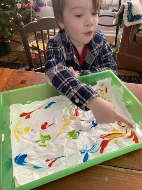 Fun and simple twist on connect the dots pre-writing activity for toddlers and preschoolers with shaving cream sensory and teaching colors.