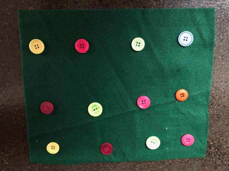 Quick and simple no-sewing buttoning board for toddlers and preschoolers.