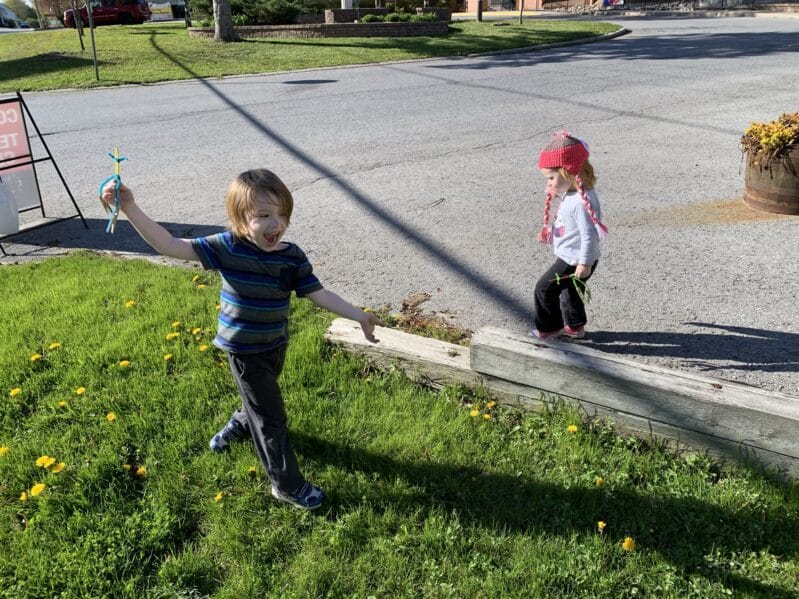 A simple fun kids balancing stick sidekick activity that's an easy center of gravity experiment for toddlers and preschoolers to do at home.