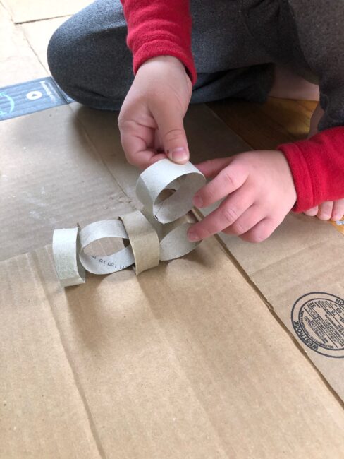 Find out what sculptures your kids can craft with this simple and fun DIY toilet paper roll activity!