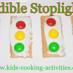 Edible Stop Light - Kids Cooking Activities