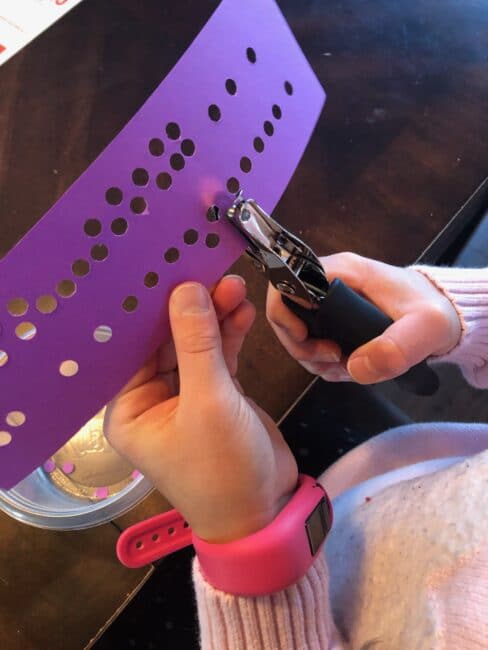 Give your preschooler the excitement of giving a homemade birthday card to a loved one with this super simple fine motor craft.