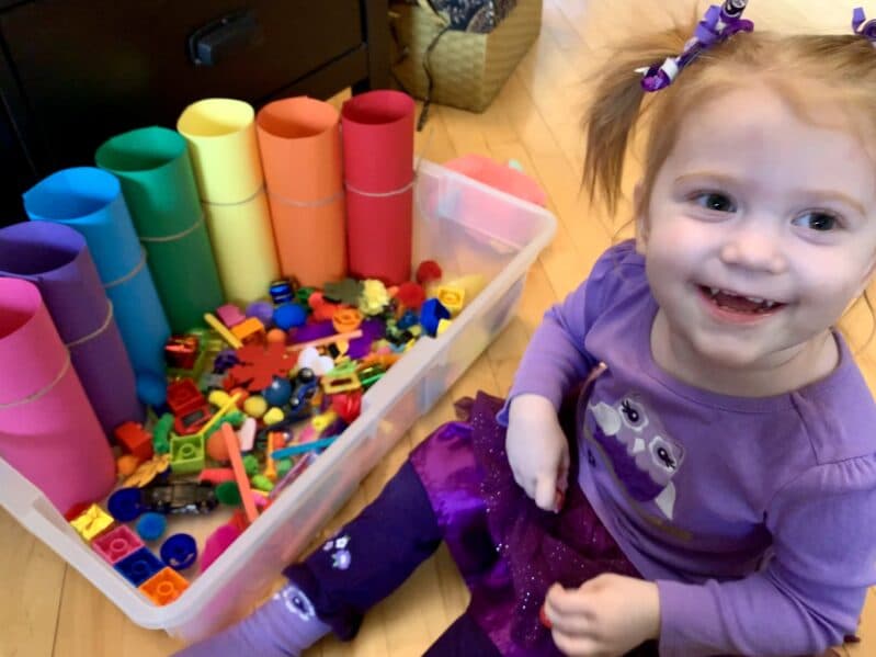 No broom or vacuum needed to clean up after this mess free rainbow sorting sensory bin that gets toddlers to explore textures while learning color recognition!