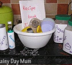 Play Cooking a Feast – Rainy Day Mum