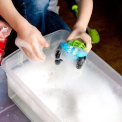 Toy Washing Station – Busy Toddler