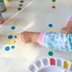 Happy Toddler Playtime – Fingerprint Pattern