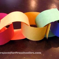 Projects for Preschoolers – Paper Chain