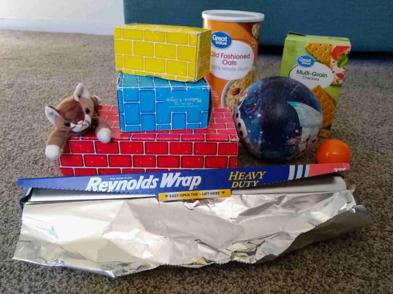 Supplies for foil wrapping activity