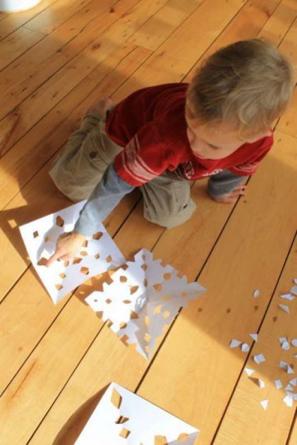 Make your own snowflake symmetry activity for preschoolers