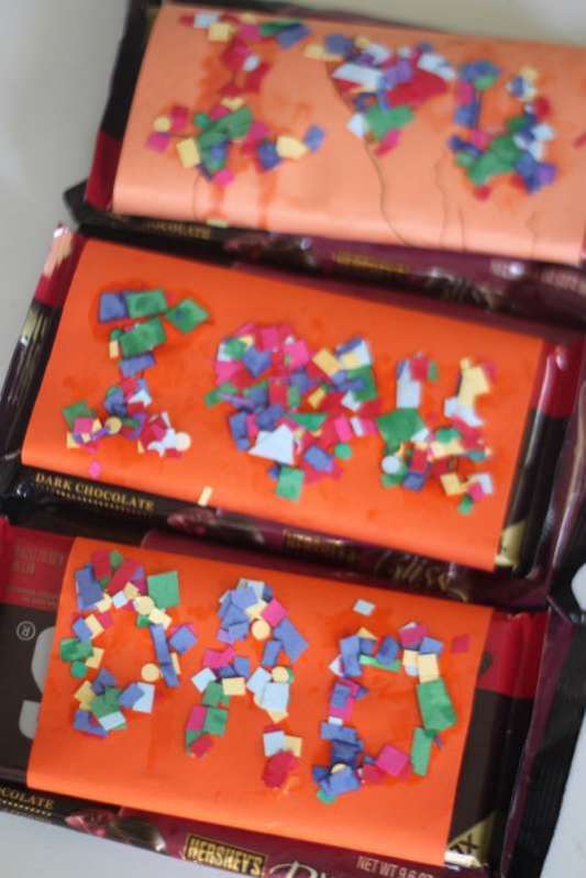 Super simple Confetti Sprinkled DIY Candy Bar Wrappers for kids to make on Father's Day