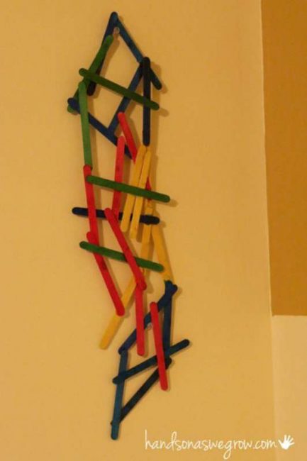 Such a simple crafts sticks art project for kids to make. It's a true DIY project for kids to make anything they want with craft sticks. 