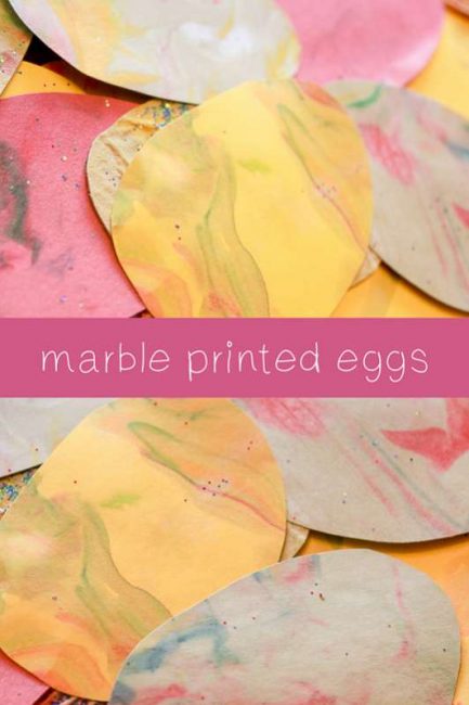 Beautiful marble print effect for Easter eggs