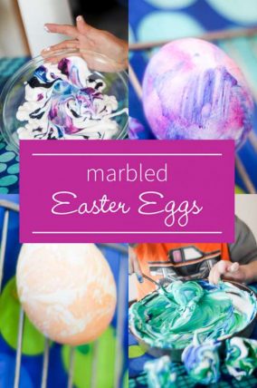 Marbled Easter eggs that toddlers can even make - awesome sensory experience!