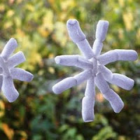 Make snowflakes out of packing peanuts, like Sun Hats and Wellie Boots!