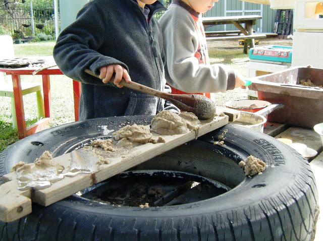 let the children play : mud kitchen